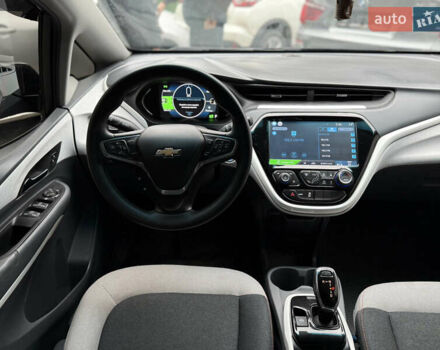 Серый Шевроле Bolt EV, объемом двигателя 0 л и пробегом 82 тыс. км за 13500 $, фото 45 на Automoto.ua