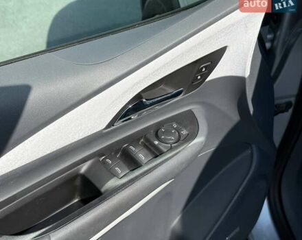 Сірий Шевроле Bolt EV, об'ємом двигуна 0 л та пробігом 137 тис. км за 13499 $, фото 21 на Automoto.ua