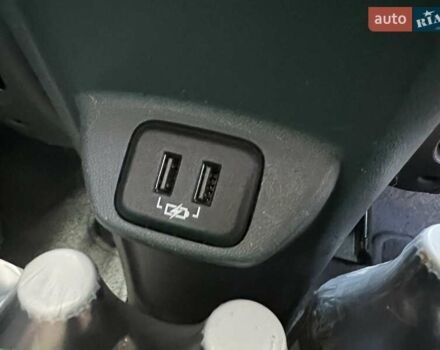 Серый Шевроле Bolt EV, объемом двигателя 0 л и пробегом 104 тыс. км за 14999 $, фото 18 на Automoto.ua