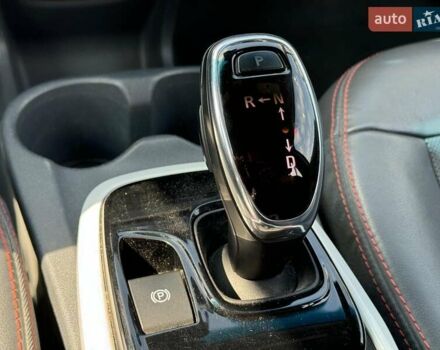 Серый Шевроле Bolt EV, объемом двигателя 0 л и пробегом 139 тыс. км за 14290 $, фото 35 на Automoto.ua
