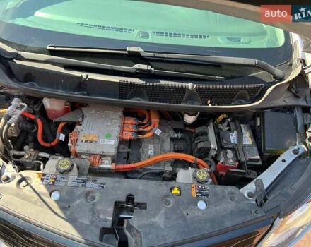 Серый Шевроле Bolt EV, объемом двигателя 0 л и пробегом 63 тыс. км за 13850 $, фото 15 на Automoto.ua