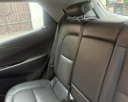 Шевроле Bolt EV 2017 в Хмельницком на Automoto.ua Серый Шевроле Bolt EV, объемом двигателя 0 л и пробегом 110 тыс. км за 14100 $, фото 10 на Automoto.ua