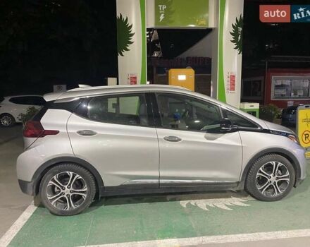 Серый Шевроле Bolt EV, объемом двигателя 0 л и пробегом 186 тыс. км за 20500 $, фото 2 на Automoto.ua