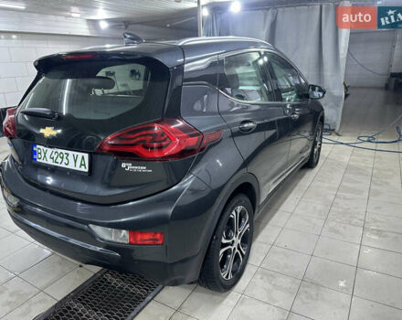 Шевроле Bolt EV 2017 в Хмельницком на Automoto.ua Серый Шевроле Bolt EV, объемом двигателя 0 л и пробегом 110 тыс. км за 14100 $, фото 2 на Automoto.ua