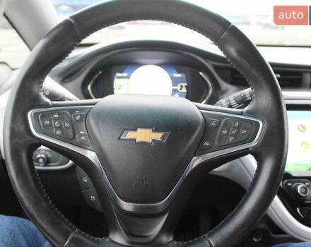 Серый Шевроле Bolt EV, объемом двигателя 0 л и пробегом 135 тыс. км за 15300 $, фото 28 на Automoto.ua