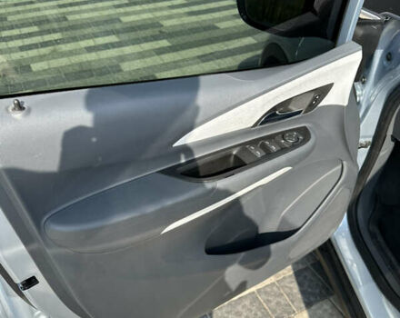 Серый Шевроле Bolt EV, объемом двигателя 0 л и пробегом 89 тыс. км за 13499 $, фото 14 на Automoto.ua