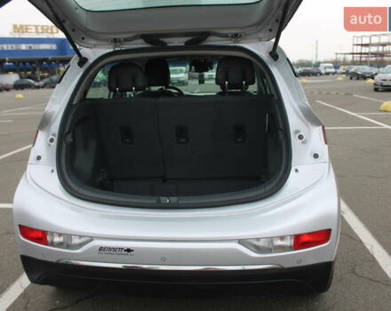 Серый Шевроле Bolt EV, объемом двигателя 0 л и пробегом 135 тыс. км за 15300 $, фото 14 на Automoto.ua