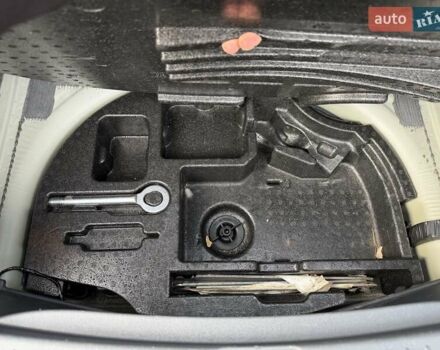 Серый Шевроле Bolt EV, объемом двигателя 0 л и пробегом 156 тыс. км за 11500 $, фото 16 на Automoto.ua