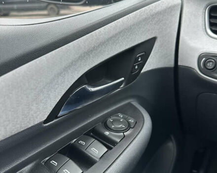 Шевроле Bolt EV 2017 в Хмельницком на Automoto.ua Серый Шевроле Bolt EV, объемом двигателя 0 л и пробегом 110 тыс. км за 14100 $, фото 11 на Automoto.ua