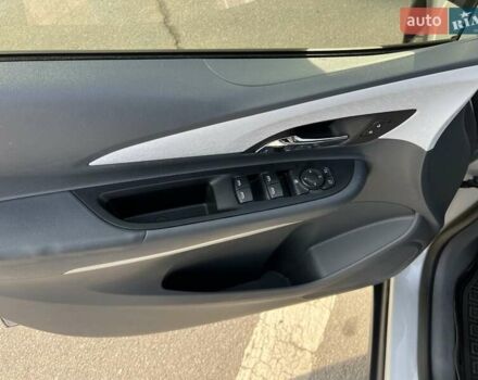 Серый Шевроле Bolt EV, объемом двигателя 0 л и пробегом 72 тыс. км за 13500 $, фото 6 на Automoto.ua