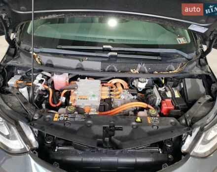 Шевроле Bolt EV 2017 в Луцке на Automoto.ua Серый Шевроле Bolt EV, объемом двигателя 0 л и пробегом 107 тыс. км за 4500 $, фото 1 на Automoto.ua