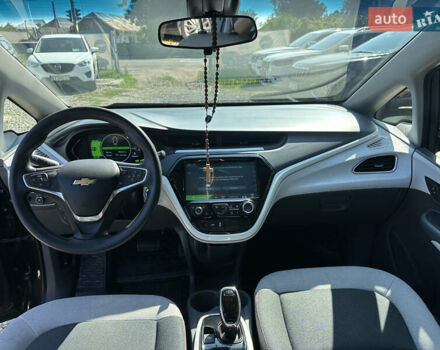 Серый Шевроле Bolt EV, объемом двигателя 0 л и пробегом 163 тыс. км за 13800 $, фото 10 на Automoto.ua