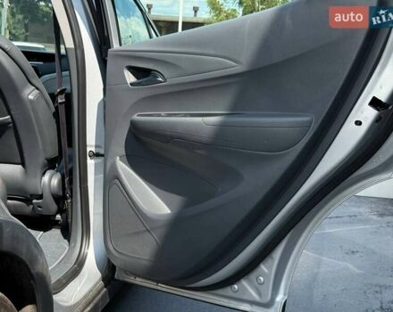 Сірий Шевроле Bolt EV, об'ємом двигуна 0 л та пробігом 137 тис. км за 13499 $, фото 51 на Automoto.ua