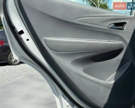 Сірий Шевроле Bolt EV, об'ємом двигуна 0 л та пробігом 137 тис. км за 13499 $, фото 40 на Automoto.ua