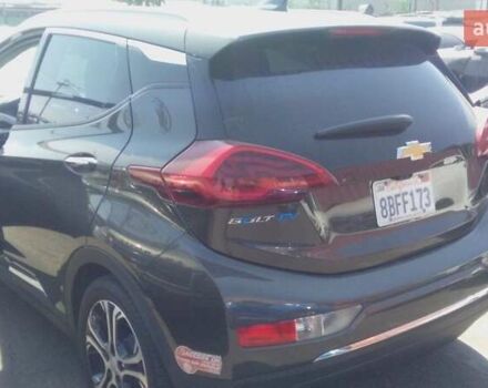 Серый Шевроле Bolt EV, объемом двигателя 0 л и пробегом 100 тыс. км за 18000 $, фото 3 на Automoto.ua