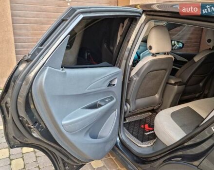 Сірий Шевроле Bolt EV, об'ємом двигуна 0 л та пробігом 181 тис. км за 13999 $, фото 67 на Automoto.ua