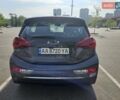 Серый Шевроле Bolt EV, объемом двигателя 0 л и пробегом 40 тыс. км за 18700 $, фото 53 на Automoto.ua