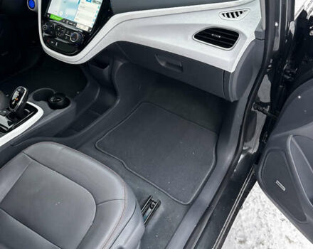 Серый Шевроле Bolt EV, объемом двигателя 0 л и пробегом 167 тыс. км за 14750 $, фото 15 на Automoto.ua