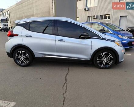 Серый Шевроле Bolt EV, объемом двигателя 0 л и пробегом 110 тыс. км за 14444 $, фото 17 на Automoto.ua