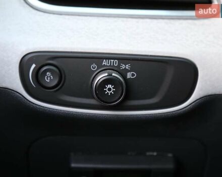 Сірий Шевроле Bolt EV, об'ємом двигуна 0 л та пробігом 100 тис. км за 13800 $, фото 20 на Automoto.ua