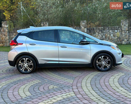 Серый Шевроле Bolt EV, объемом двигателя 0 л и пробегом 71 тыс. км за 16500 $, фото 1 на Automoto.ua