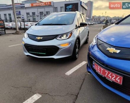 Серый Шевроле Bolt EV, объемом двигателя 0 л и пробегом 110 тыс. км за 14444 $, фото 51 на Automoto.ua