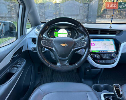 Серый Шевроле Bolt EV, объемом двигателя 0 л и пробегом 71 тыс. км за 16500 $, фото 11 на Automoto.ua