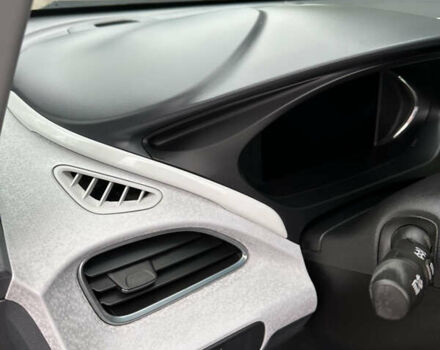 Шевроле Bolt EV 2018 в Киеве на Automoto.ua Серый Шевроле Bolt EV, объемом двигателя 0 л и пробегом 197 тыс. км за 12300 $, фото 10 на Automoto.ua