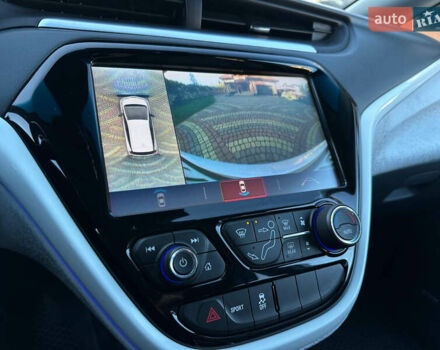 Серый Шевроле Bolt EV, объемом двигателя 0 л и пробегом 71 тыс. км за 16500 $, фото 9 на Automoto.ua