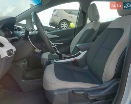 Сірий Шевроле Bolt EV, об'ємом двигуна 0 л та пробігом 138 тис. км за 4500 $, фото 6 на Automoto.ua