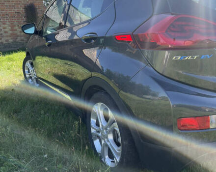 Серый Шевроле Bolt EV, объемом двигателя 0 л и пробегом 99 тыс. км за 16300 $, фото 8 на Automoto.ua