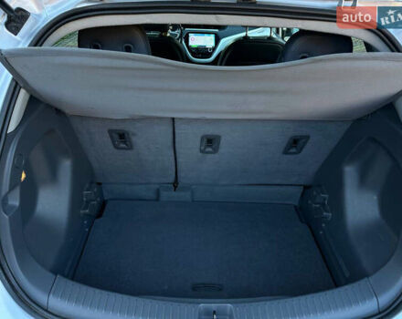 Серый Шевроле Bolt EV, объемом двигателя 0 л и пробегом 71 тыс. км за 16500 $, фото 19 на Automoto.ua