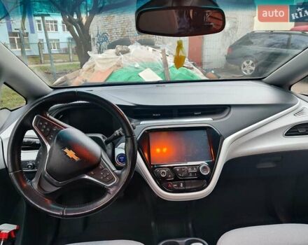 Серый Шевроле Bolt EV, объемом двигателя 0 л и пробегом 92 тыс. км за 15500 $, фото 10 на Automoto.ua