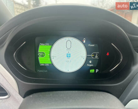 Серый Шевроле Bolt EV, объемом двигателя 0 л и пробегом 75 тыс. км за 13900 $, фото 13 на Automoto.ua