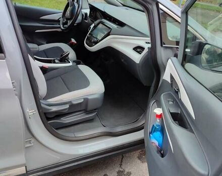 Серый Шевроле Bolt EV, объемом двигателя 0 л и пробегом 92 тыс. км за 15500 $, фото 6 на Automoto.ua