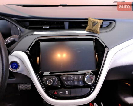 Серый Шевроле Bolt EV, объемом двигателя 0 л и пробегом 101 тыс. км за 14900 $, фото 21 на Automoto.ua