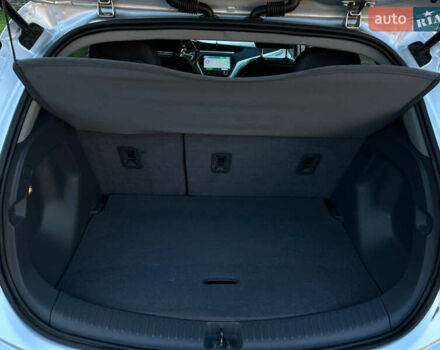 Серый Шевроле Bolt EV, объемом двигателя 0 л и пробегом 71 тыс. км за 16500 $, фото 18 на Automoto.ua