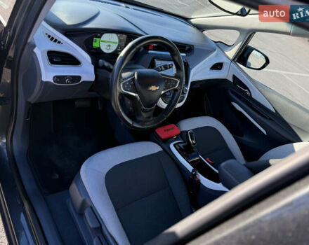 Серый Шевроле Bolt EV, объемом двигателя 0 л и пробегом 78 тыс. км за 13900 $, фото 14 на Automoto.ua