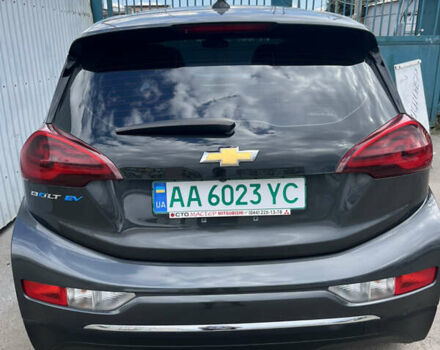 Серый Шевроле Bolt EV, объемом двигателя 0 л и пробегом 60 тыс. км за 14800 $, фото 5 на Automoto.ua
