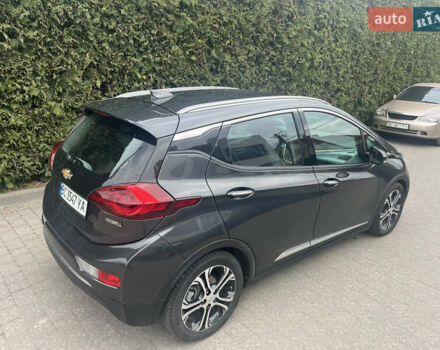 Серый Шевроле Bolt EV, объемом двигателя 0 л и пробегом 75 тыс. км за 13900 $, фото 3 на Automoto.ua
