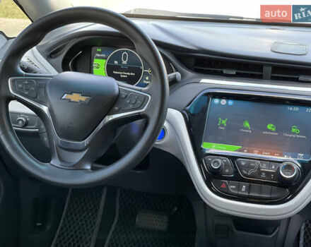 Серый Шевроле Bolt EV, объемом двигателя 0 л и пробегом 188 тыс. км за 14500 $, фото 35 на Automoto.ua