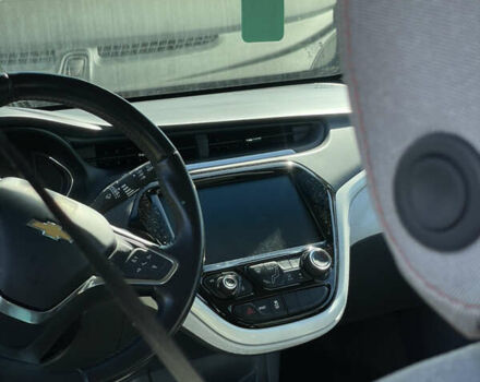 Серый Шевроле Bolt EV, объемом двигателя 0 л и пробегом 99 тыс. км за 16300 $, фото 14 на Automoto.ua