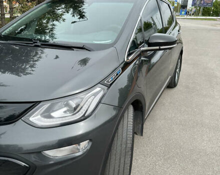 Сірий Шевроле Bolt EV, об'ємом двигуна 0 л та пробігом 90 тис. км за 19500 $, фото 2 на Automoto.ua