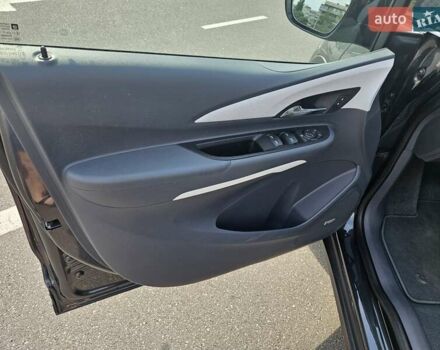 Серый Шевроле Bolt EV, объемом двигателя 0 л и пробегом 40 тыс. км за 18700 $, фото 39 на Automoto.ua