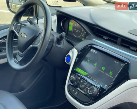 Серый Шевроле Bolt EV, объемом двигателя 0 л и пробегом 188 тыс. км за 14500 $, фото 31 на Automoto.ua