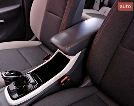 Серый Шевроле Bolt EV, объемом двигателя 0 л и пробегом 101 тыс. км за 14900 $, фото 20 на Automoto.ua