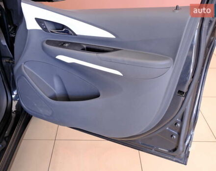 Серый Шевроле Bolt EV, объемом двигателя 0 л и пробегом 101 тыс. км за 14900 $, фото 42 на Automoto.ua