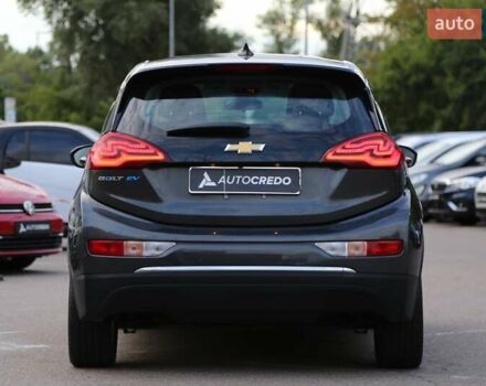Сірий Шевроле Bolt EV, об'ємом двигуна 0 л та пробігом 100 тис. км за 13800 $, фото 5 на Automoto.ua