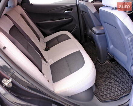 Серый Шевроле Bolt EV, объемом двигателя 0 л и пробегом 101 тыс. км за 14900 $, фото 39 на Automoto.ua