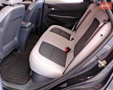 Серый Шевроле Bolt EV, объемом двигателя 0 л и пробегом 101 тыс. км за 14900 $, фото 35 на Automoto.ua